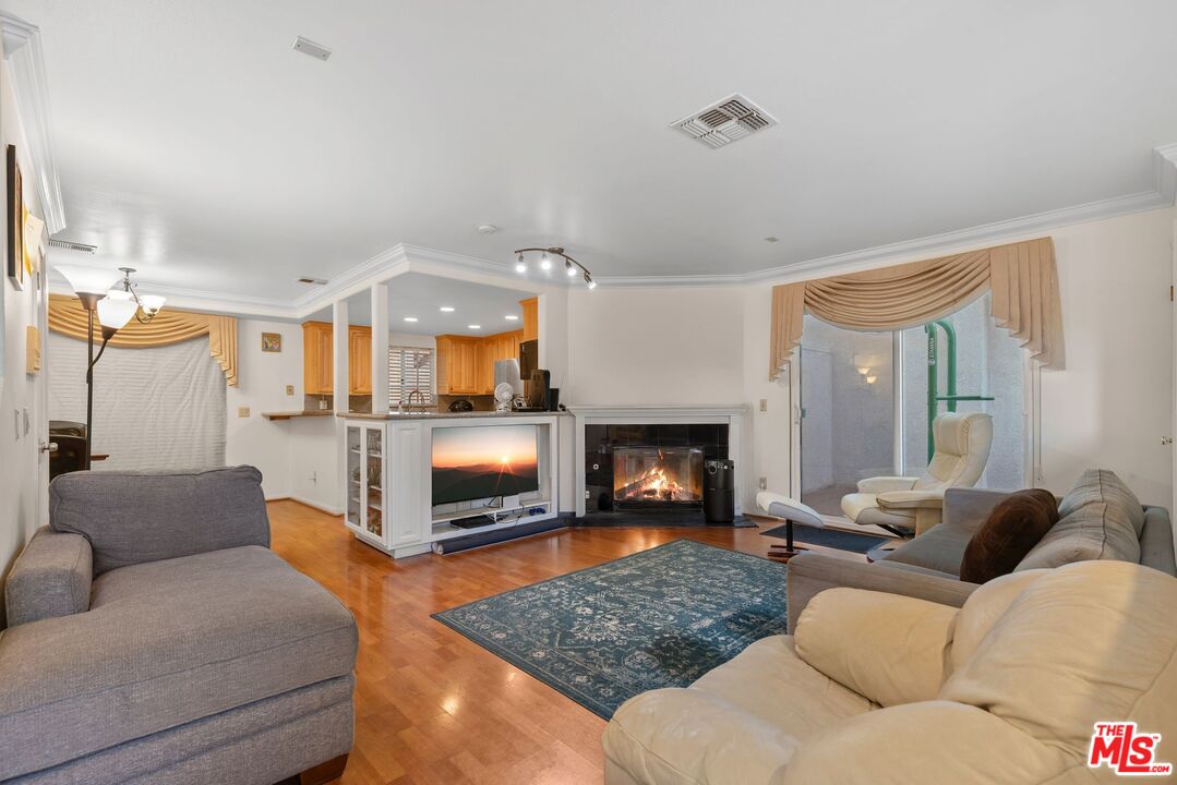 MLS #25624615 image #3