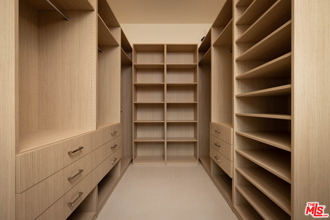 MLS #25624781 image #13