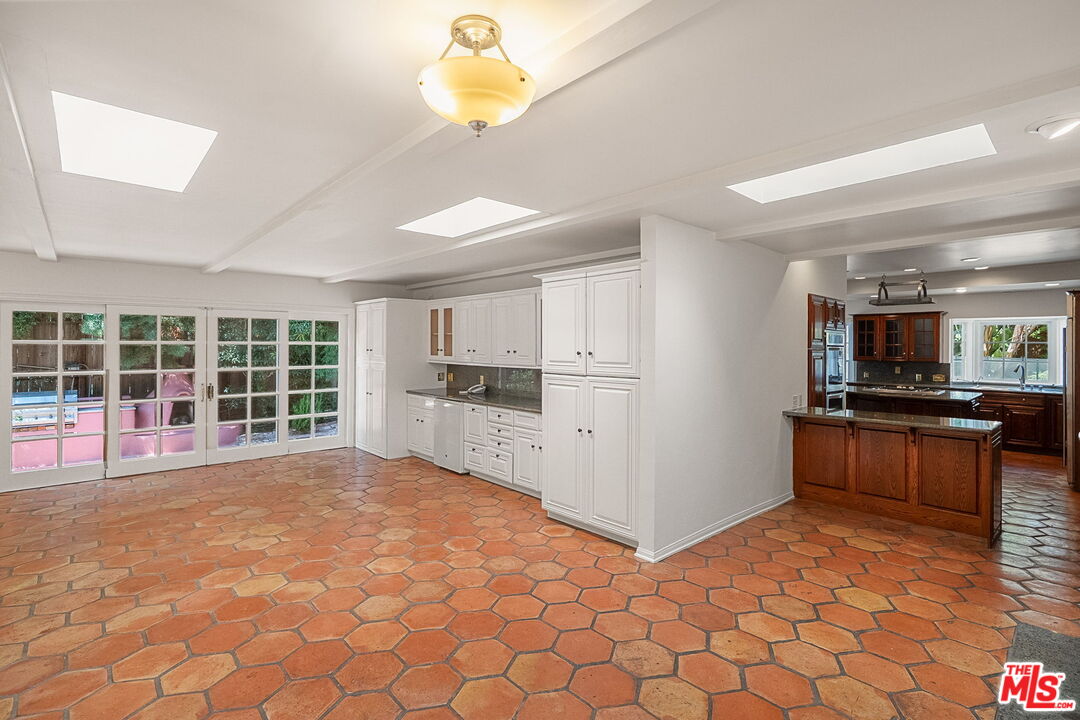 MLS #25624933 image #15