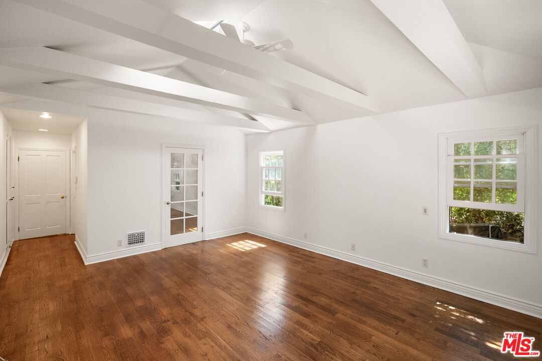 MLS #25624933 image #21