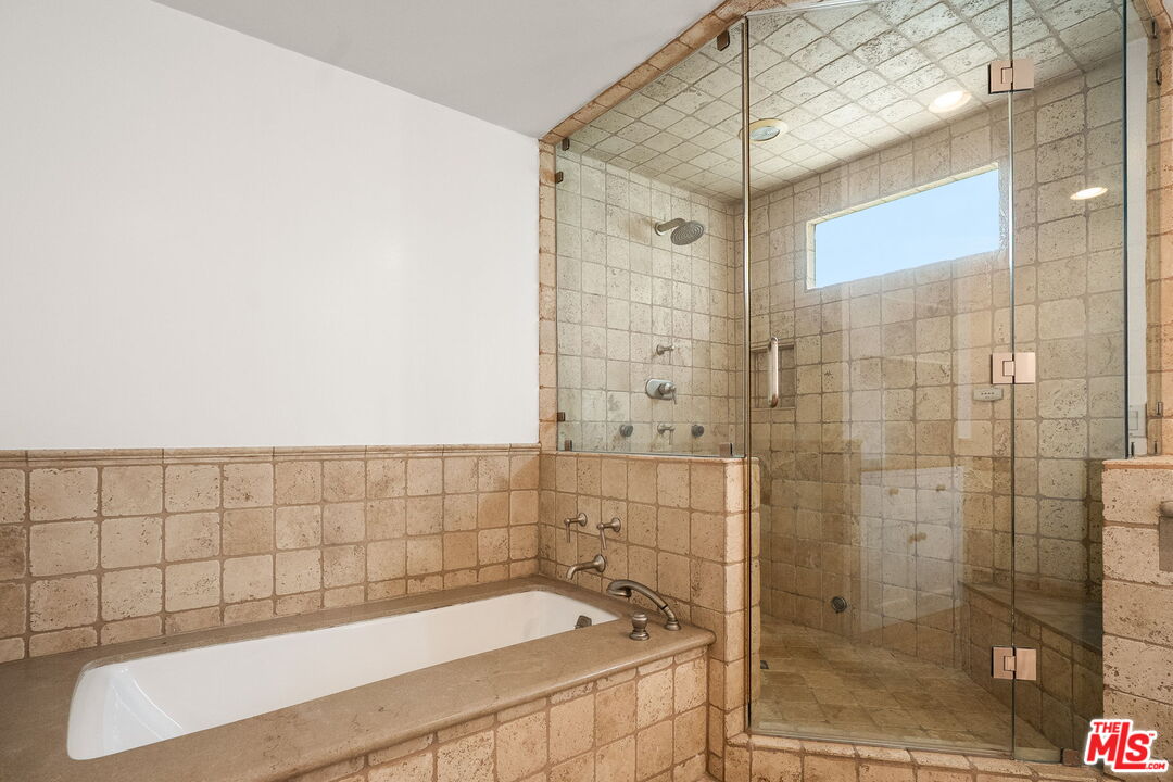 MLS #25624933 image #25