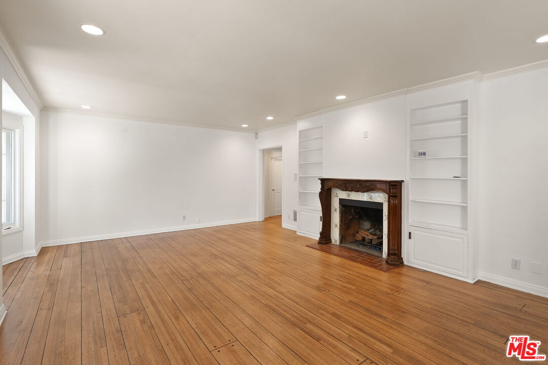 MLS #25624933 image #3