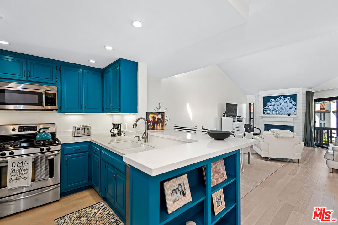 MLS #25625039 image #0