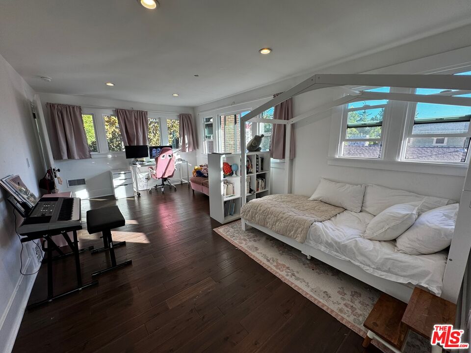 MLS #25625111 image #25