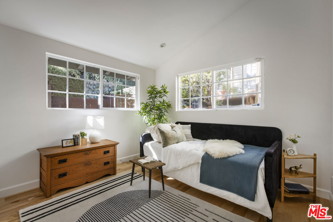 MLS #25625201 image #19