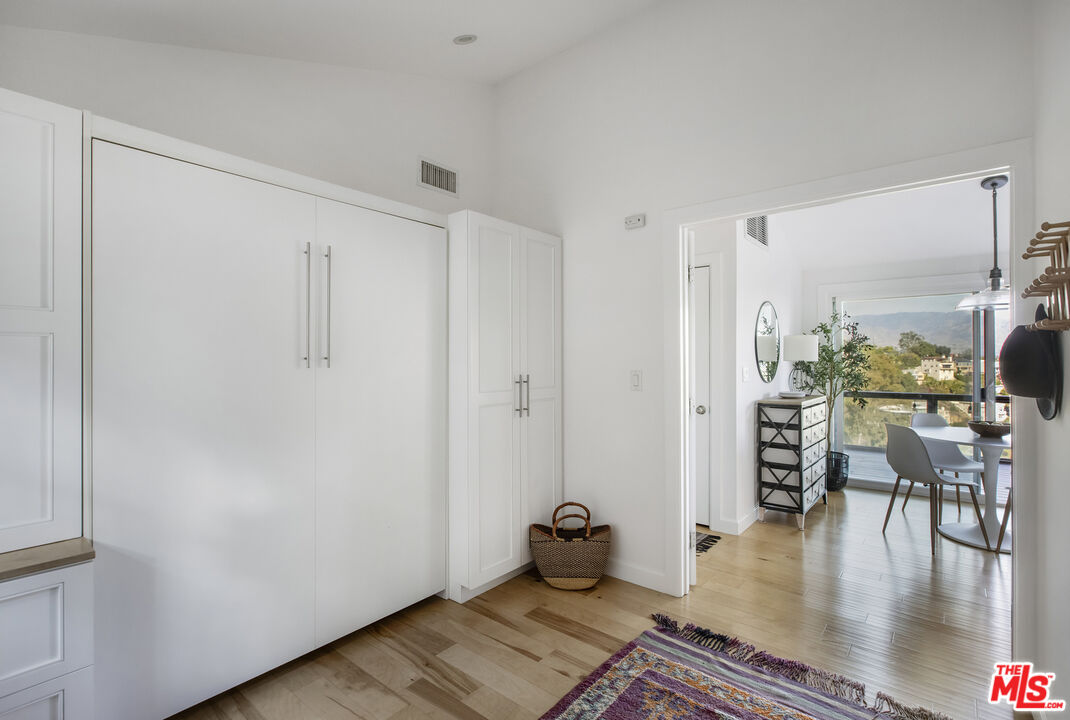 MLS #25625201 image #24