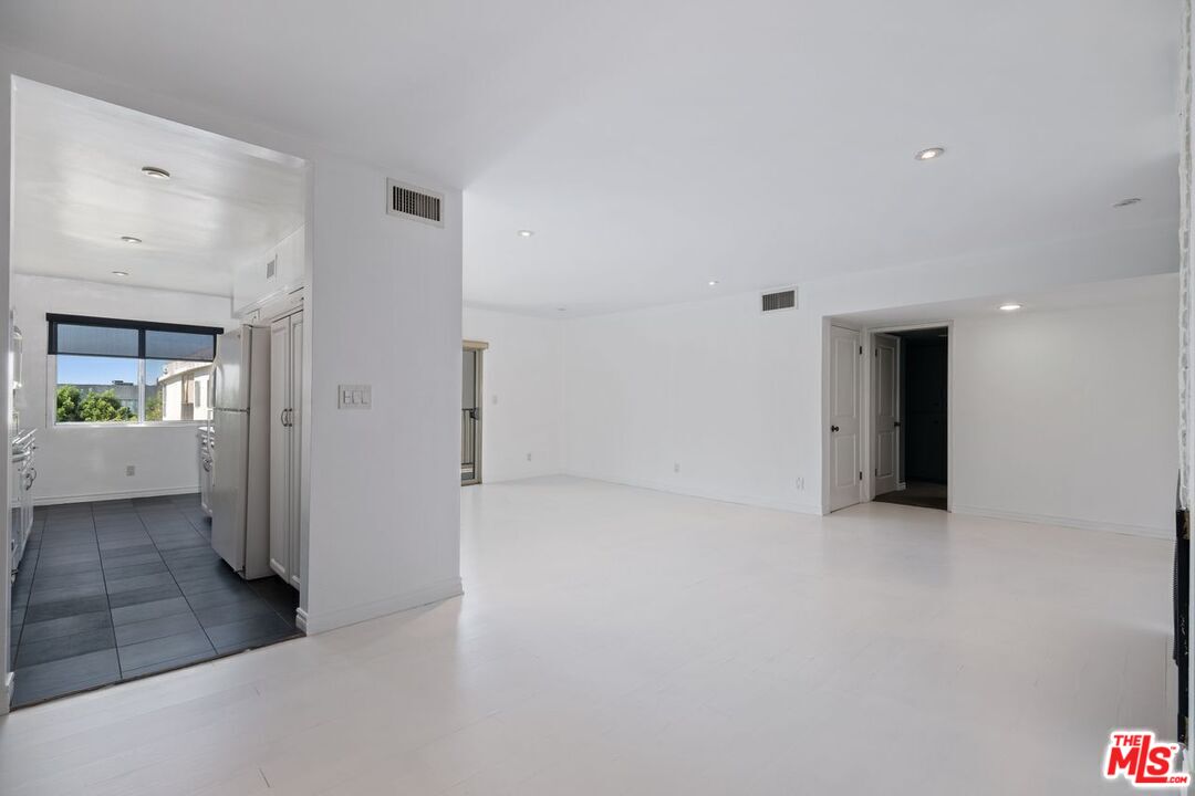 MLS #25625227 image #11