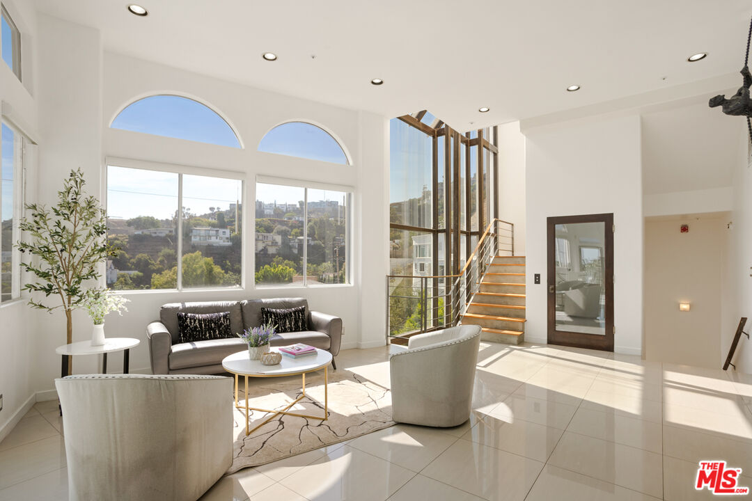 MLS #25625241 image #2