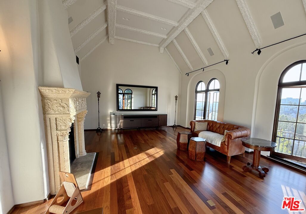 MLS #25625271 image #10