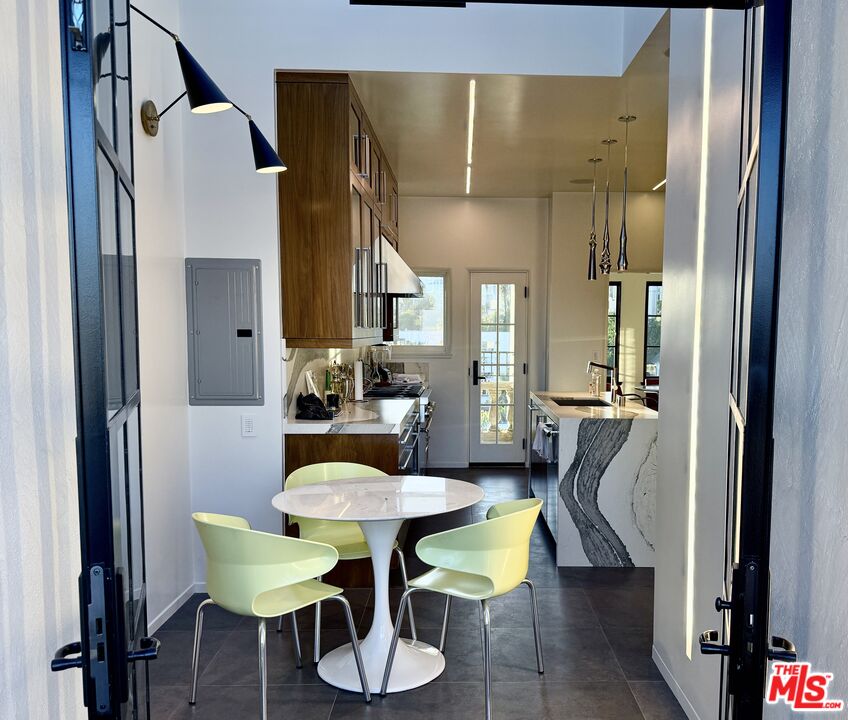 MLS #25625271 image #27