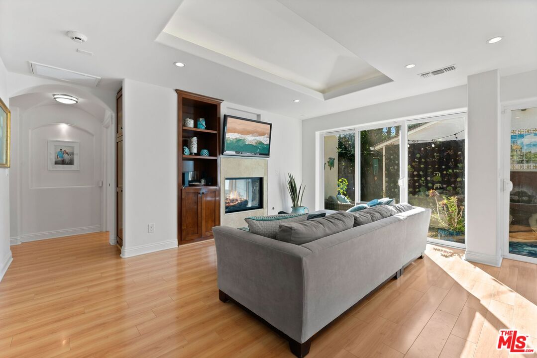 MLS #25625583 image #2