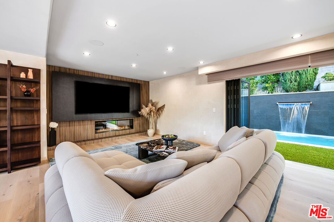 MLS #25625619 image #6