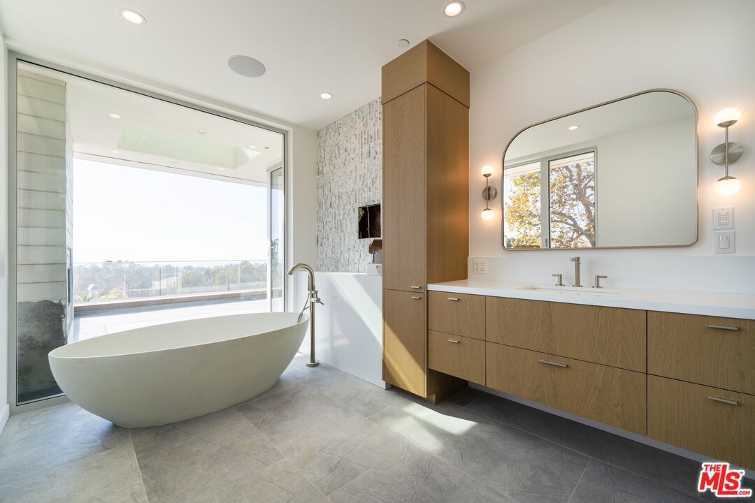 MLS #25625677 image #8