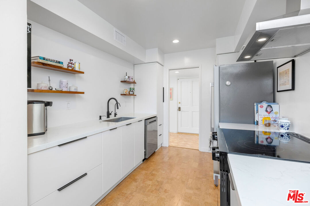 MLS #25625699 image #13