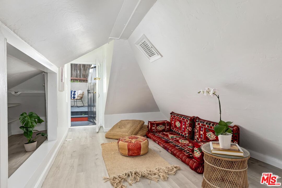 MLS #25625711 image #25