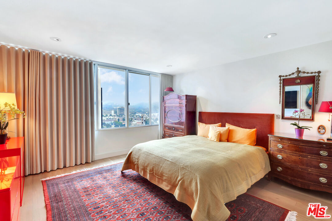 MLS #25625791 image #14