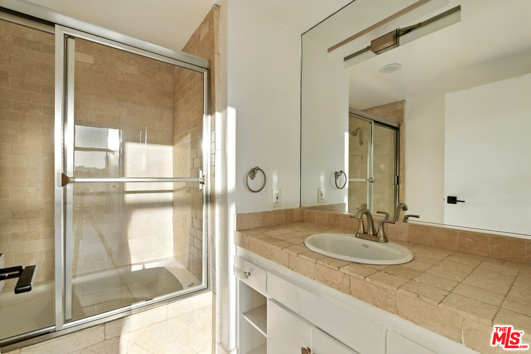 MLS #25625829 image #2