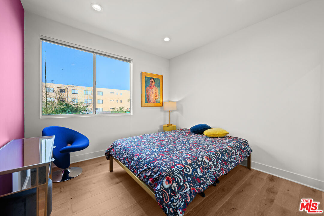 MLS #25626085 image #21