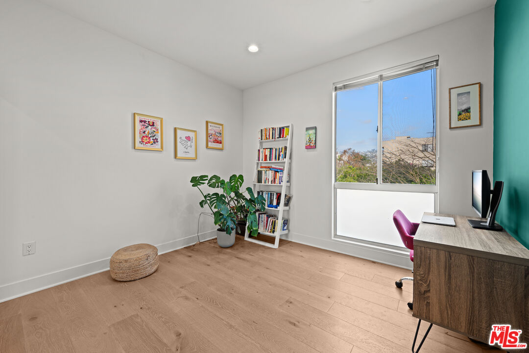 MLS #25626085 image #24