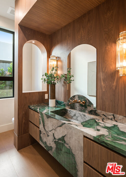 MLS #25626165 image #16