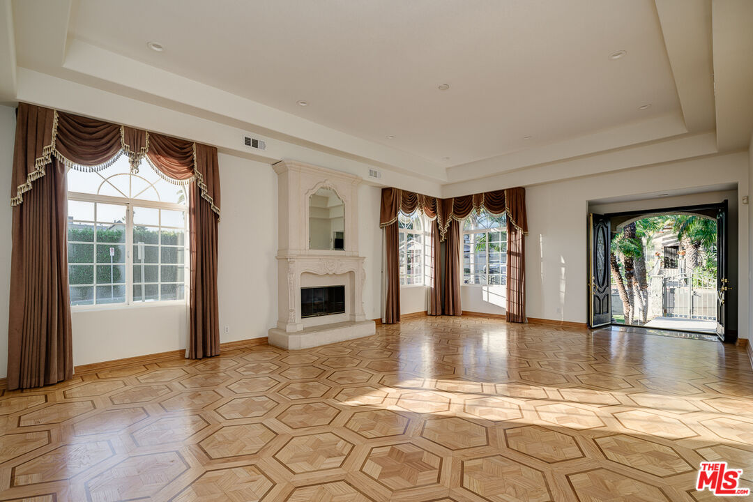 MLS #25626293 image #3