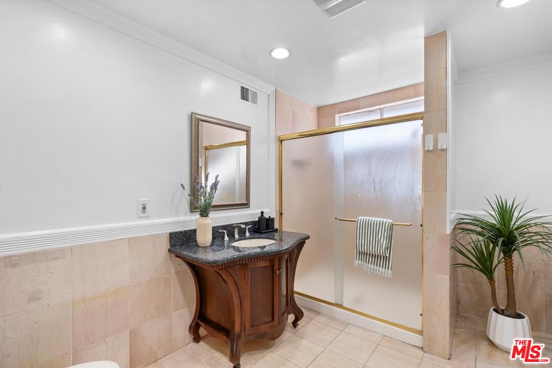 MLS #25626315 image #17