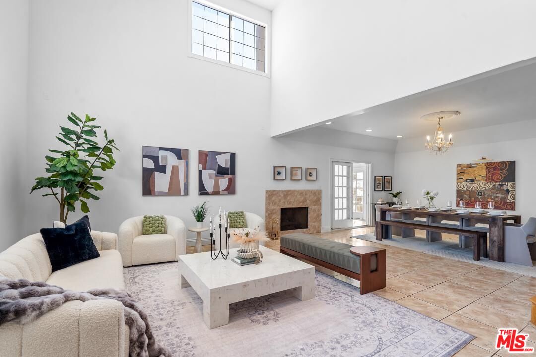 MLS #25626315 image #0