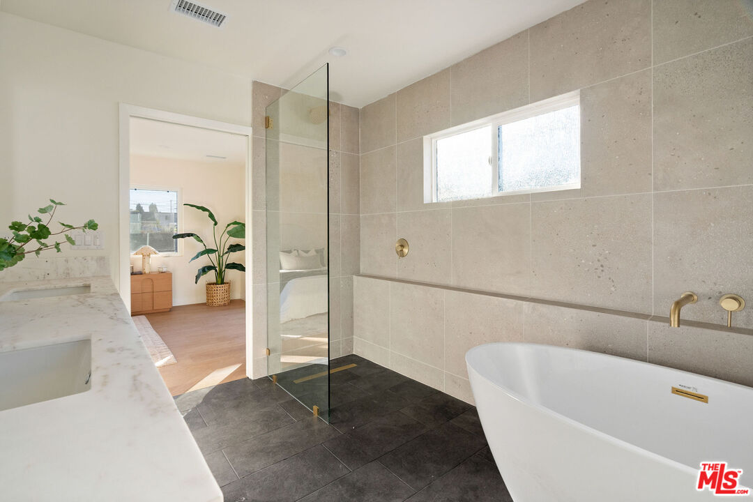 MLS #25626347 image #19