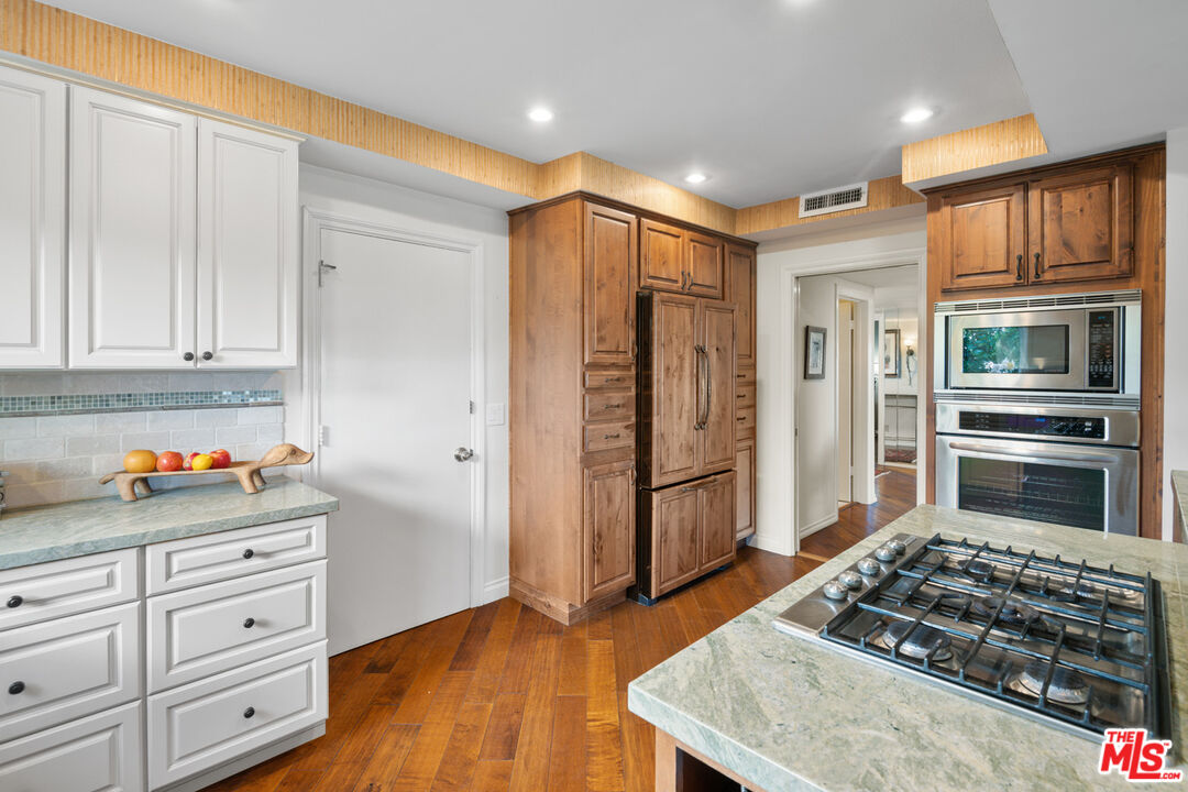 MLS #25626475 image #21