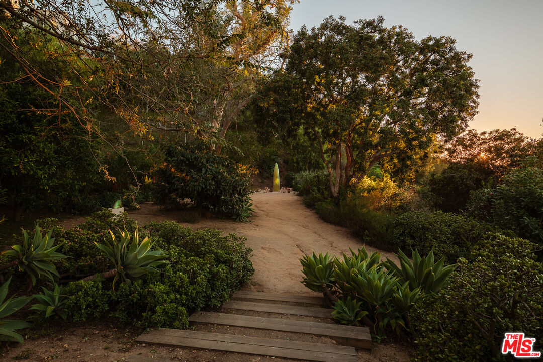 MLS #25626481 image #19