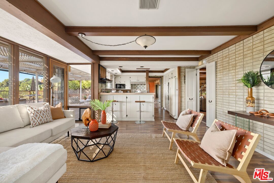 MLS #25626541 image #3