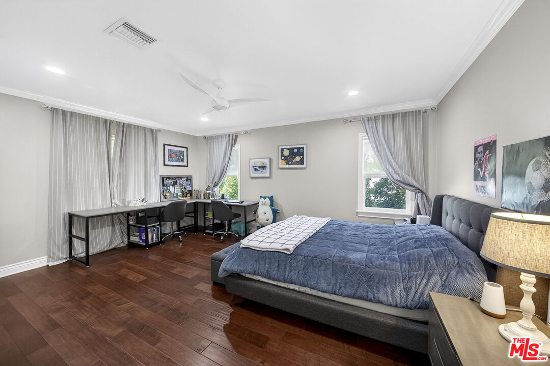 MLS #25626603 image #24