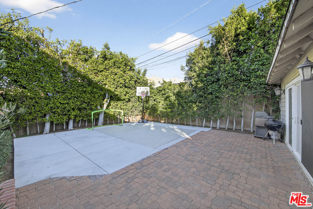 MLS #25626603 image #32