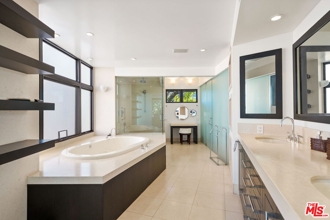 MLS #25626755 image #27