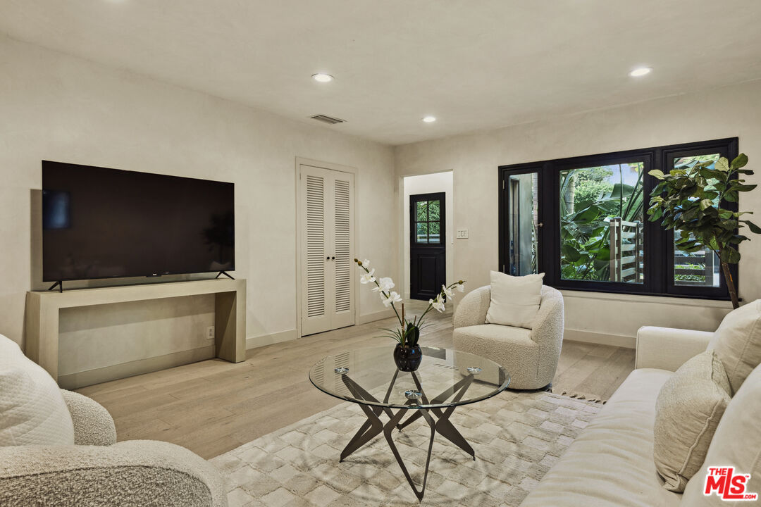 MLS #25626877 image #3