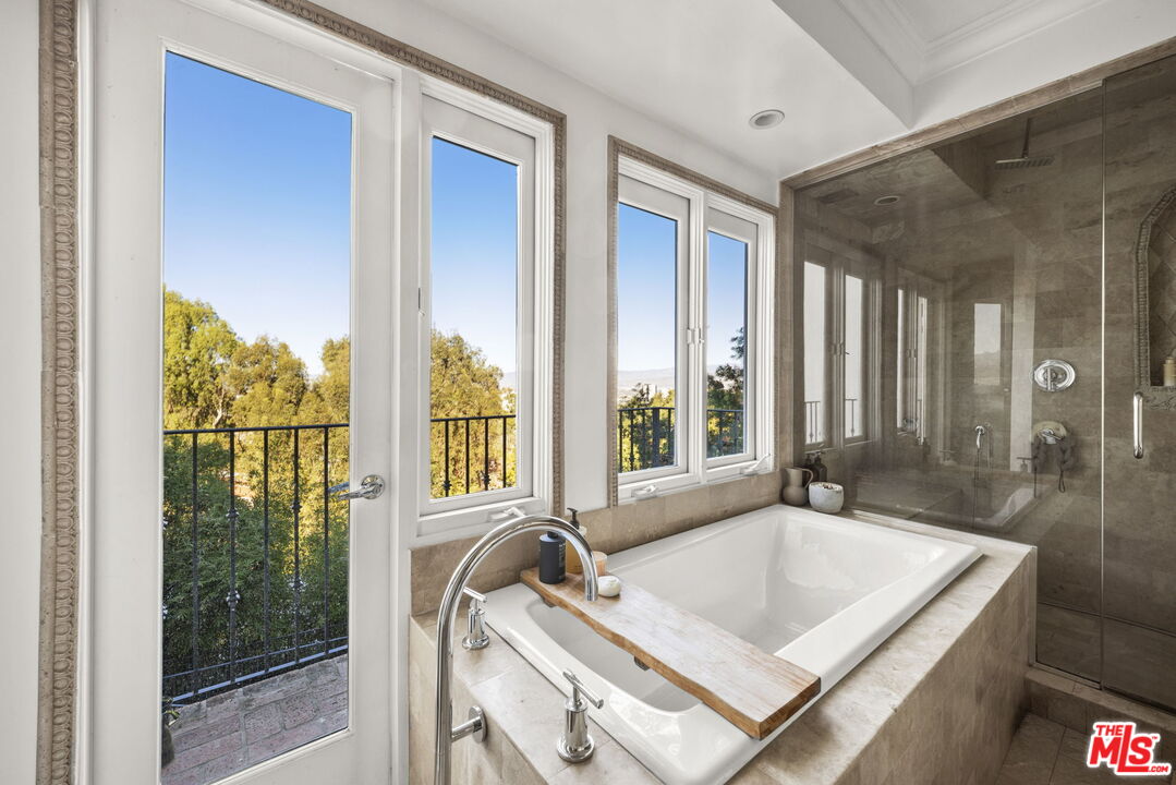 MLS #25626893 image #18