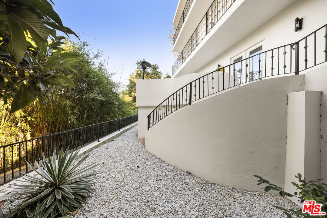 MLS #25626893 image #30