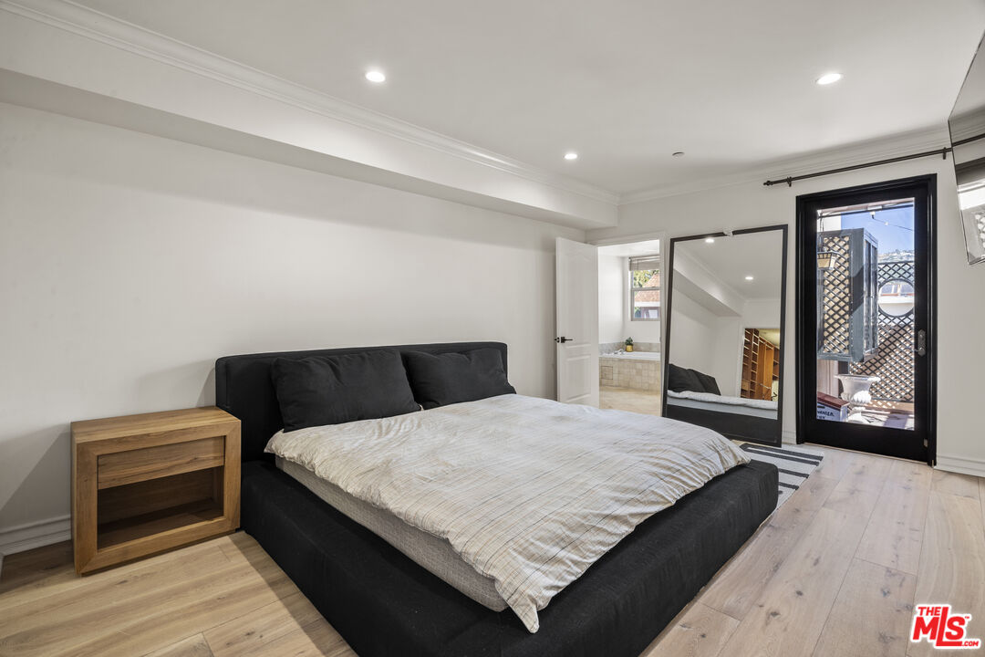 MLS #25626901 image #18