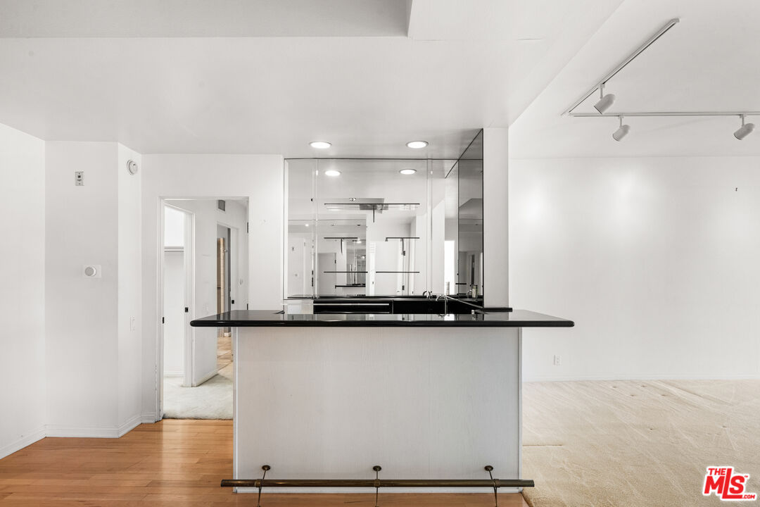 MLS #25626969 image #2