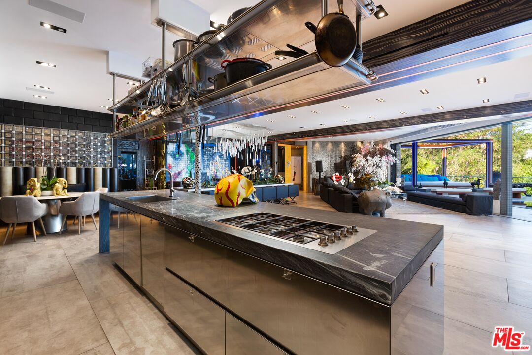 MLS #25626985 image #13