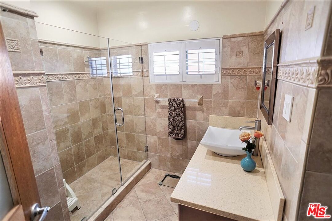 MLS #25627085 image #15