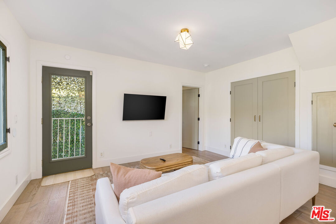 MLS #25627089 image #15