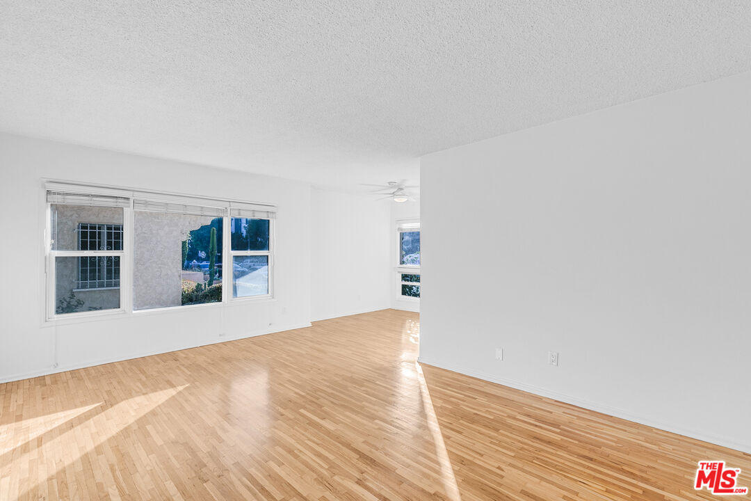 MLS #25627113 image #3