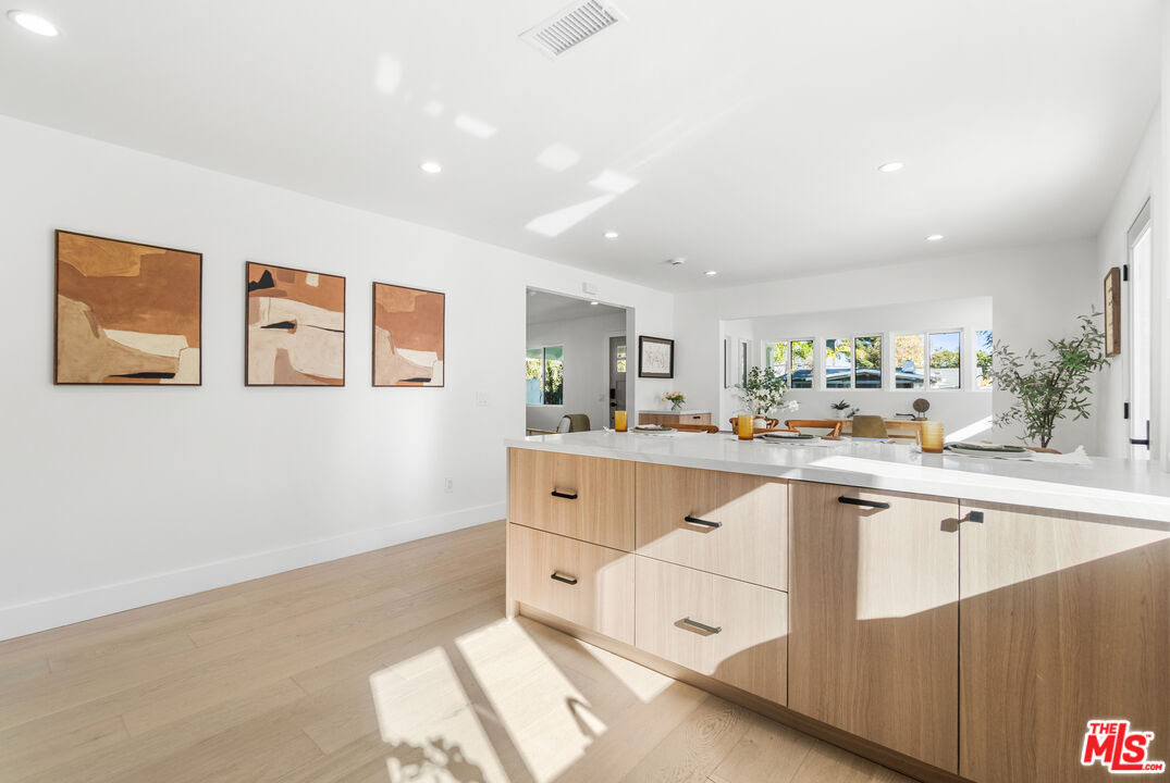 MLS #25627119 image #21