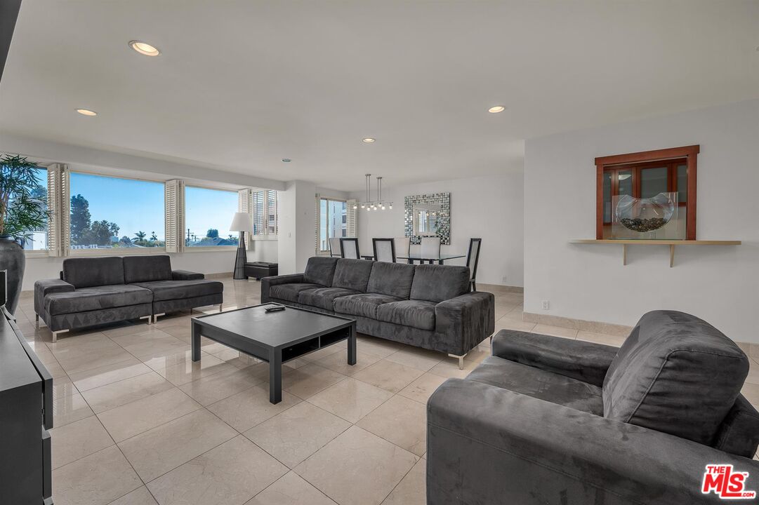 MLS #25627135 image #10