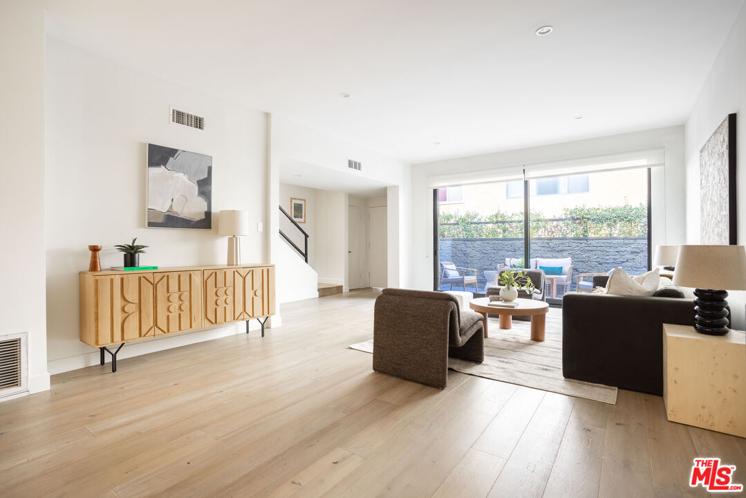 MLS #25627169 image #2