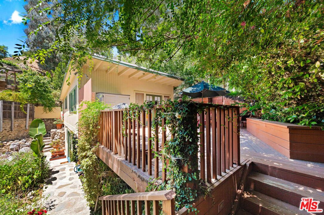 MLS #25627291 image #17