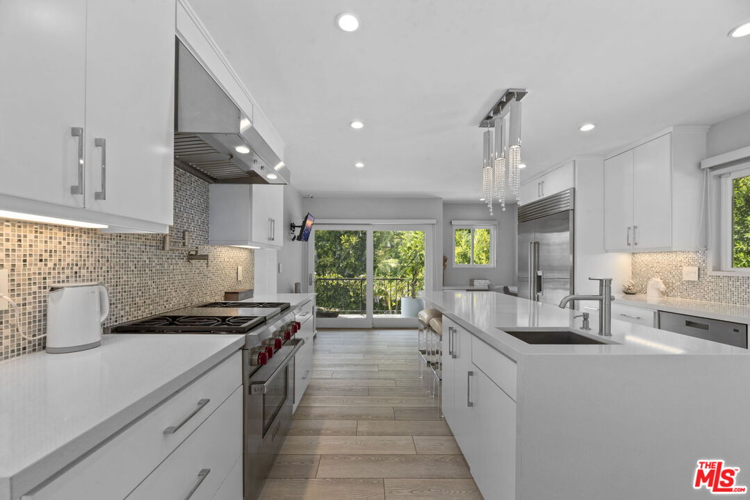 MLS #25627409 image #10