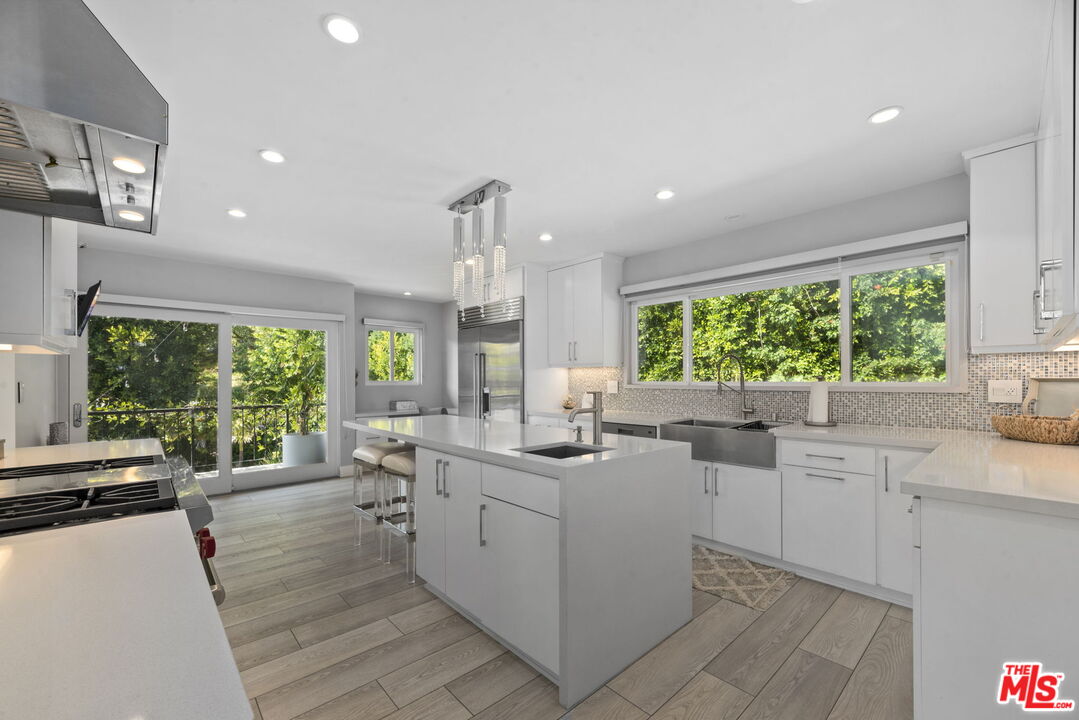 MLS #25627409 image #11