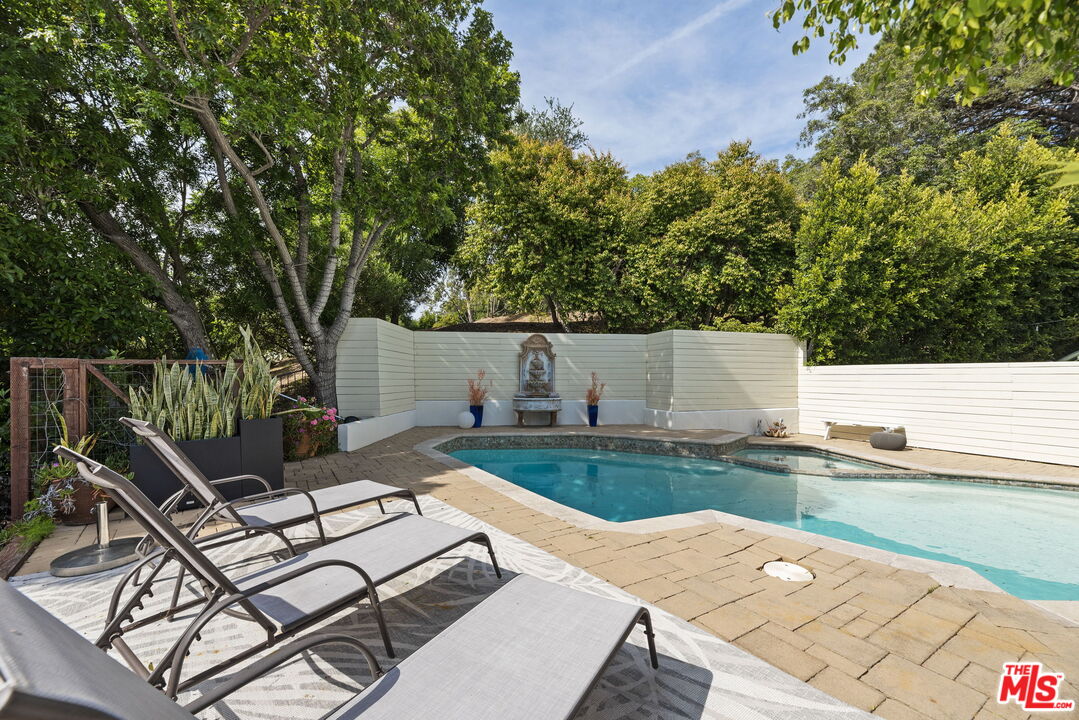 MLS #25627409 image #40